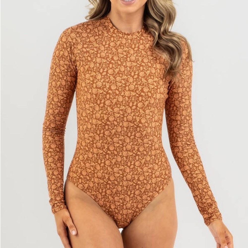 Rhythm Nazare Paisley Long Sleeve Surfsuit Women’s Size Medium